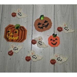 Vtg Lot Of 9 NeedlePoint Plastic Canvas Halloween Magnet Pumpkins Ghosts